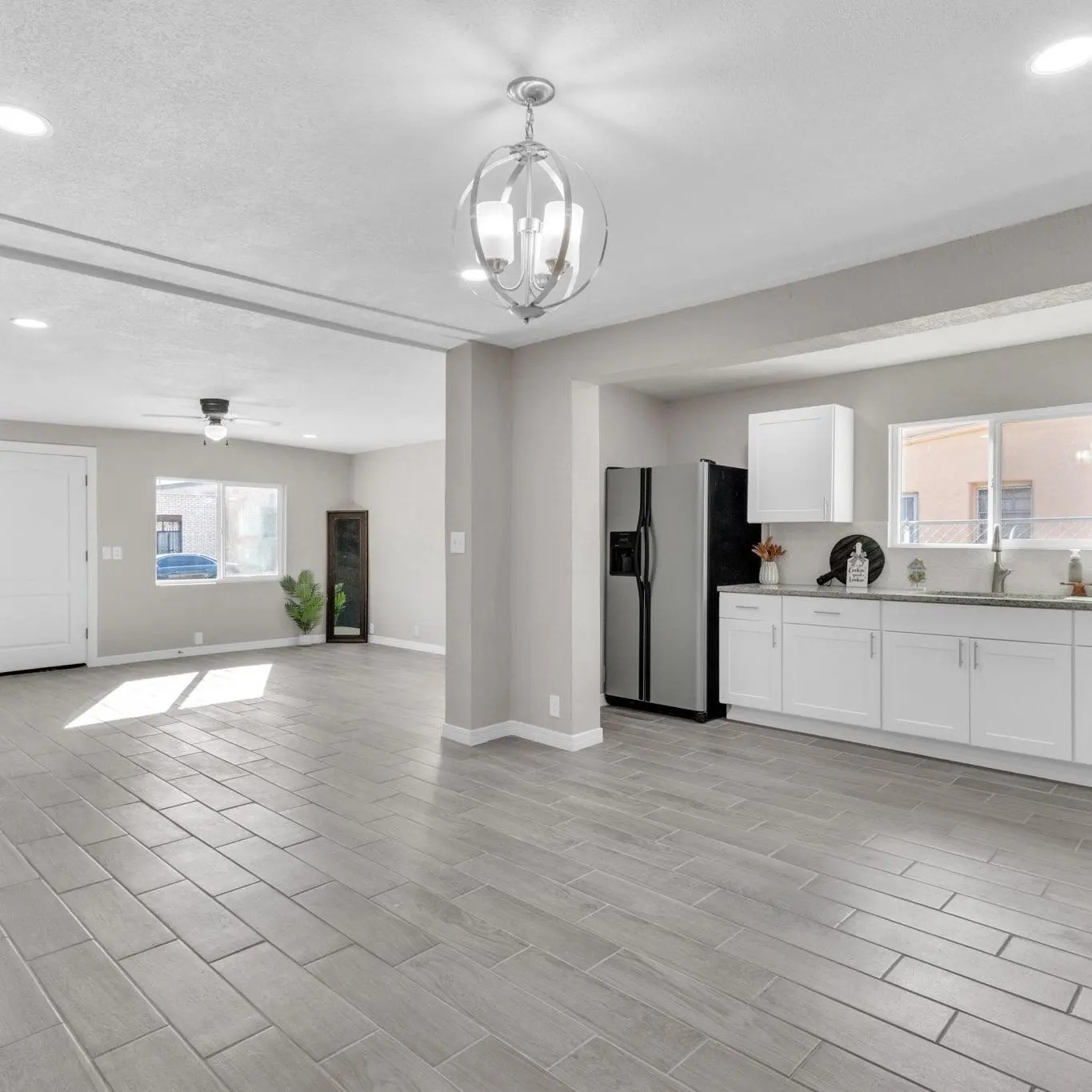 Luxury interior renovation by MMRE Innovations